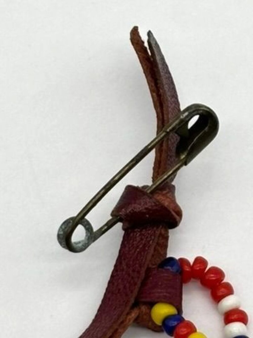 Vintage Native American Brooch Handmade & Hand Painted Miniature Moccasin & Drum - Picture 10 of 13